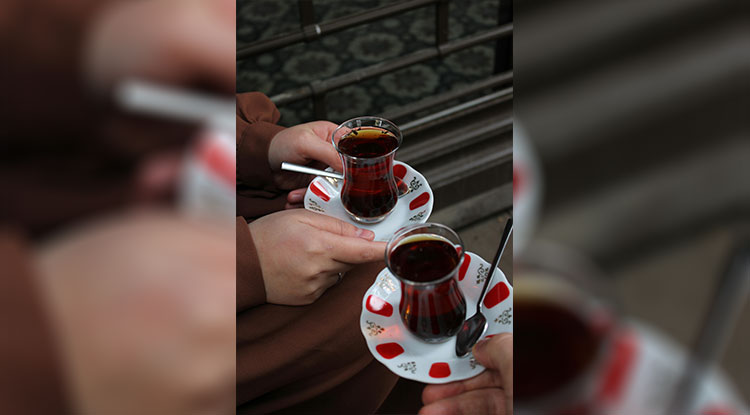D O S T L U K G Ü N Ü’ N Ü B İ P H A T I R L A T I N C A! 4