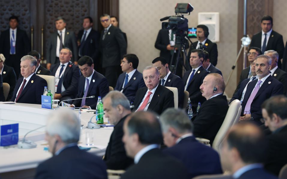 Erdoğan Ekonomik İşbirliği Teşkilatı 17. Zirvesi
