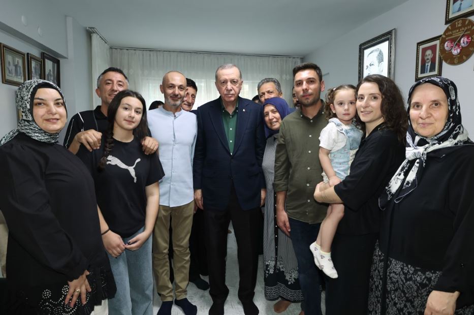 Erdoğan’dan 15 Temmuz Şehit Ailelerine Ziyaret2