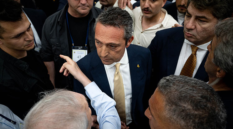 Fenerbahçe Yüksek Divan Kurulunda Gerginlik Çıktı 3
