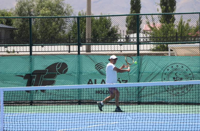 Iğdır’da Tenis Atağı Kort Yoktu, Şimdi Ilgi Odağı (3)
