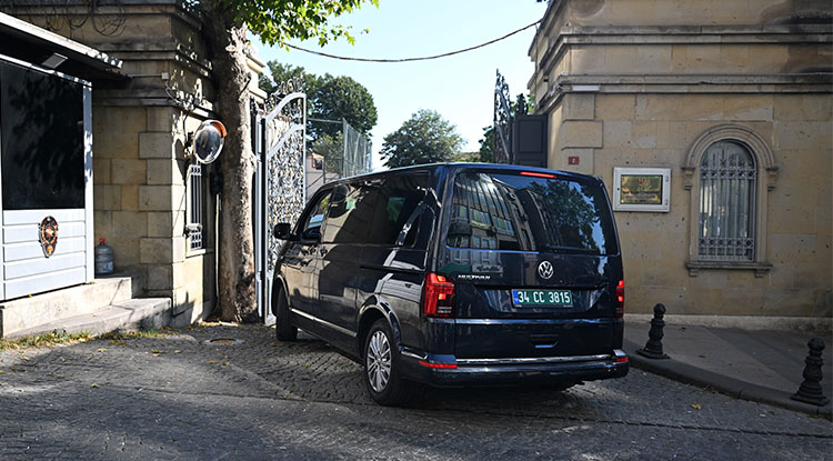İran Ile Avrupa Ülkeleri, Nükleer Görüşmeler Için Yeniden İstanbul'da Bir Araya Geldi 1