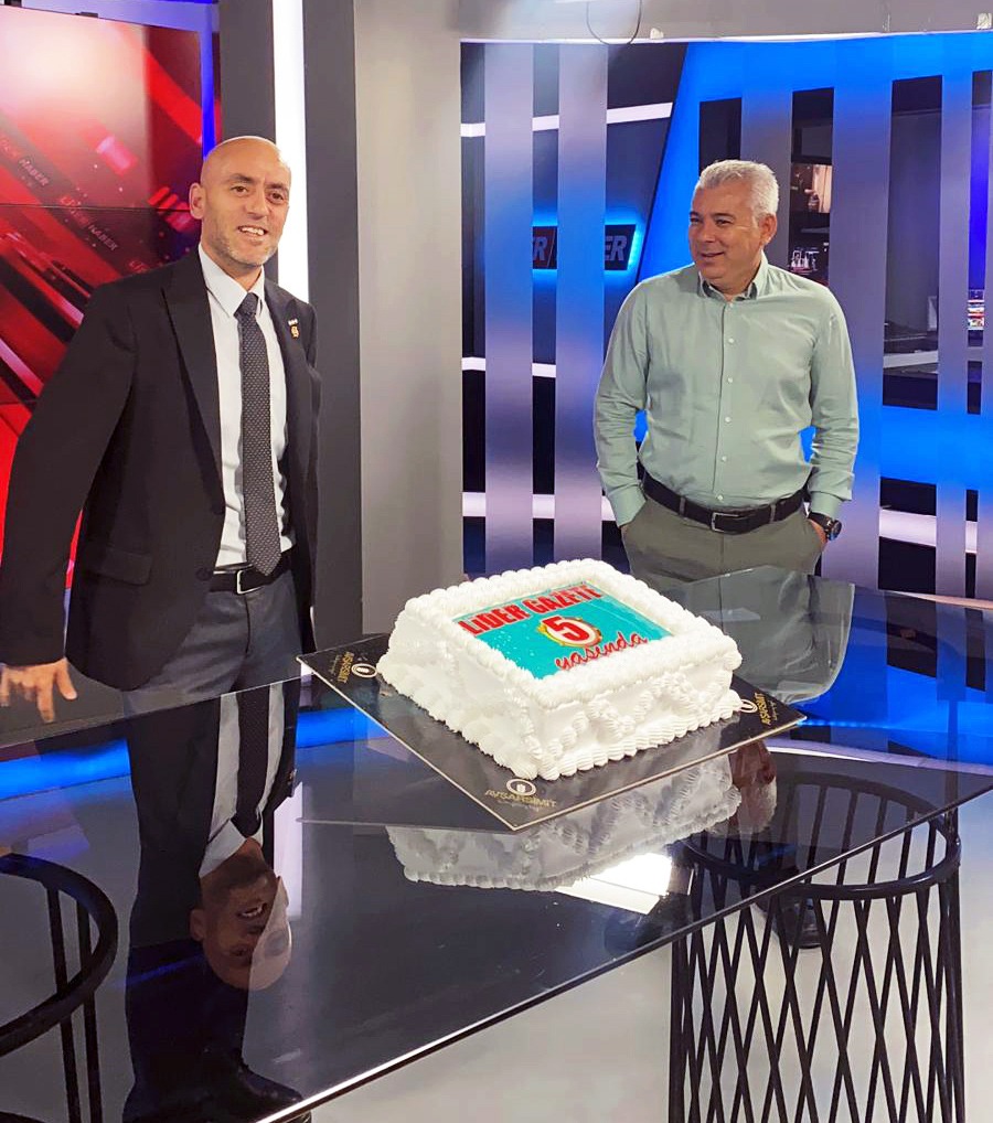 Lider Gazete’nin ‘5 Yıllık’ Başarısına Tatlı Bir Dokunuş2