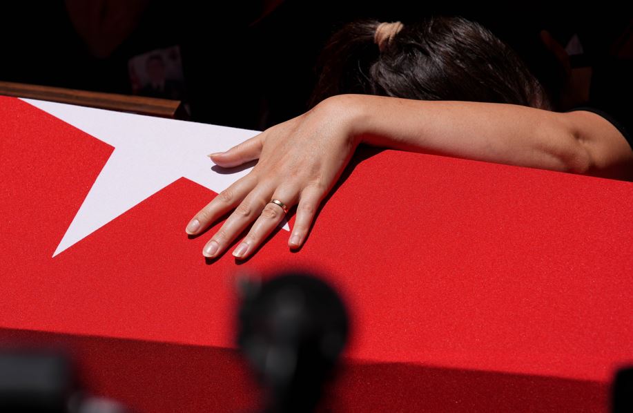 Şehit Piyade Komando Astsubay Kıdemli Çavuş Fikret Mangura2