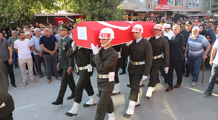 Şehit Üsteğmen Özsu, Son Yolculuğuna Uğurlandı 1