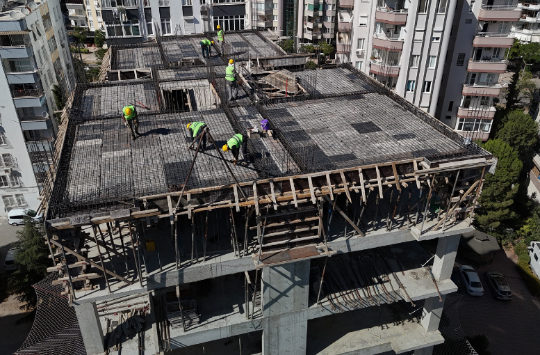Yerinde Dönüşüm Projesiyle Adana’da Yeni Yapılar Yükseliyor (2)