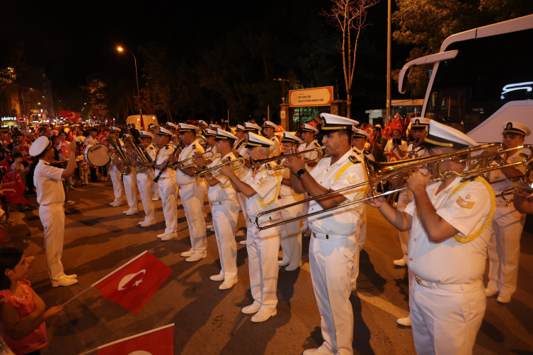 Afyonkarahisar'da Büyük Taarruz'un 103. Yıl Dönümünde Fener Alayı3
