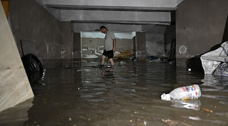 Ankara’da Sağanak Hayatı Olumsuz Etkiledi 1