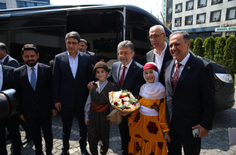 Bakan Yumaklı Bingöl’de Gündemi Değerlendirdi (2)