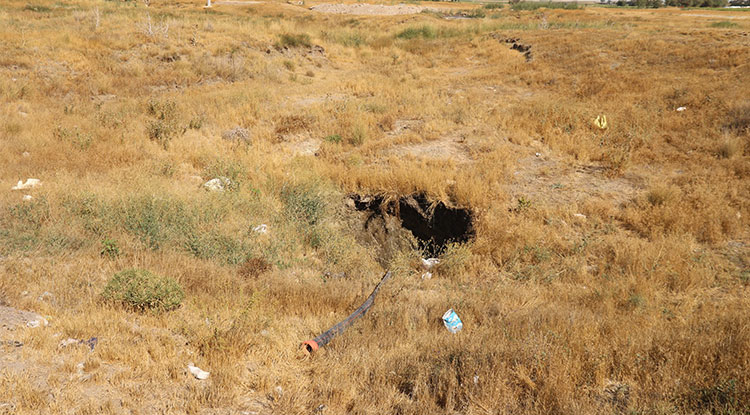 Balıkesir Merkezli Depremin Ardından Eskişehir’de Bir Mahallede Obruk Oluştu 2