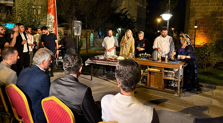 “ Bir Anadolu Şenliği” Serüveninin Ilk Rotası Hakkâri Oldu 3