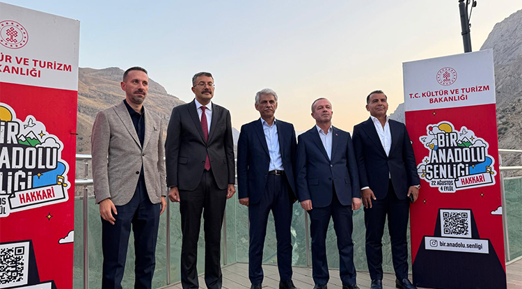 “ Bir Anadolu Şenliği” Serüveninin Ilk Rotası Hakkâri Oldu