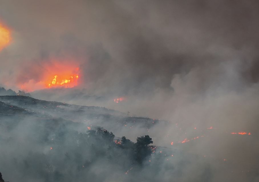 Çanakkale Gelibolu'da Orman Yangınıyla Mücadele Aralıksız Sürüyor2