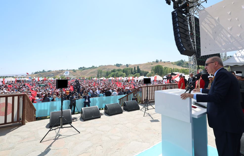 Erdoğan Ahlat Etkinlik Alanı Programı'nda2