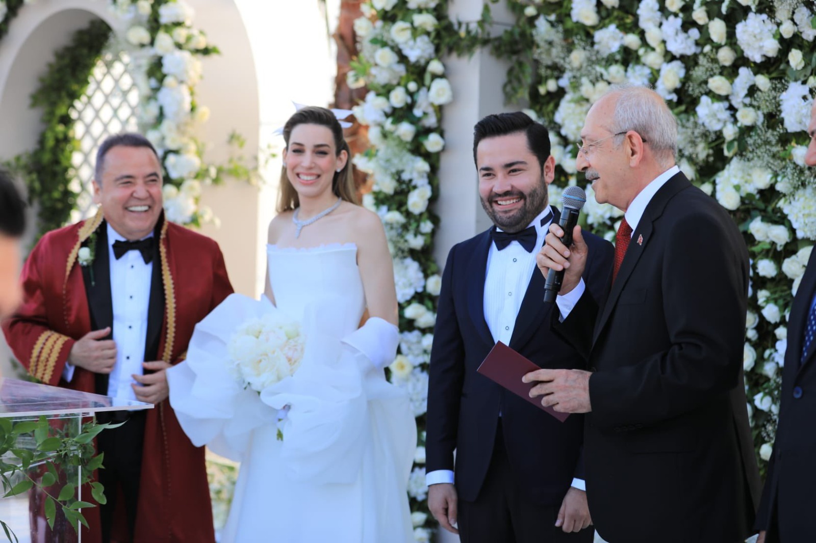 Gökhan Böcek’e Polisten Gözaltı Kıskacı