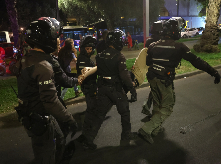 İsrail'de Hükümet Karşıtı Grev Ve Protestolara 1 Milyondan Fazla Kişi Katıldı3