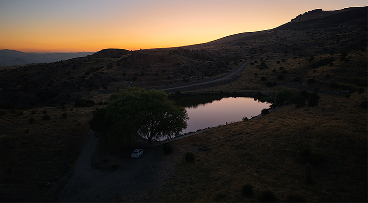 Malatya'daki Dipsiz Göl Gün Batımında Güzel Manzara Sundu 2