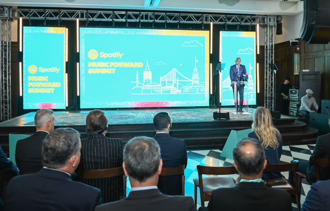 Bakan Ersoy’dan Dijital Müzik Platformlarına Şeffaflık Çağrısı3