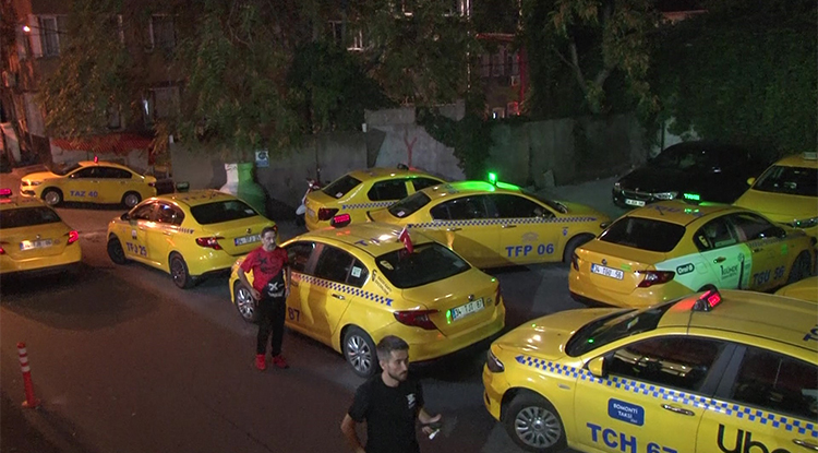 Beyoğlu'nda Silahla Vurulan Taksi Şoförü Hayatını Kaybetti 2