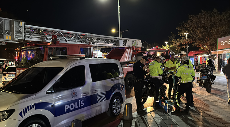 İstanbul’da Vapur Ile Yük Gemisi Çarpıştı 8 Kişi Yaralandı 1