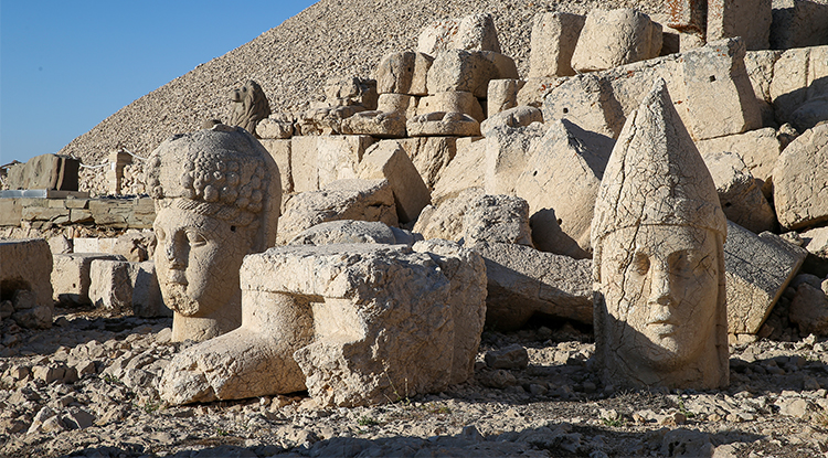 Nemrut Dağı'nı 7 Yılda 1 Milyon 38 Bin Kişi Ziyaret Etti 2