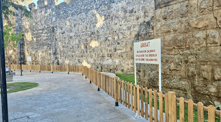 G Ü L E R M İ S İ N, A Ğ L A R M I S I N 2