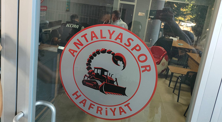 S A D E C E A N F A Ş D E Ğ İ L Ş E H İ R F O L L O Ş O L M U Ş