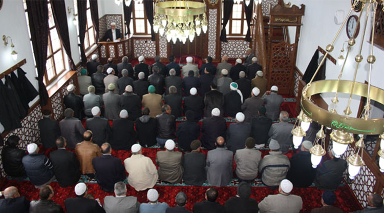 28 Kasım Cuma Namazı Kaçta Kılınacak 28 Kasım 2025 Il Il Cuma Namazı Saatleri 1