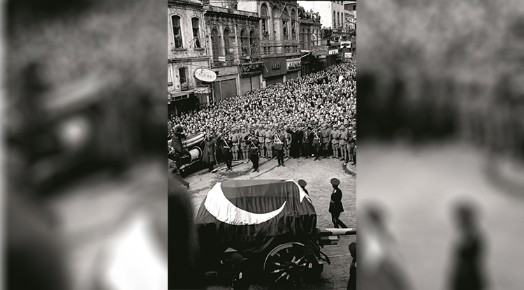  A T A T Ü R K’ Ü A N L A M A K B İ R V E F A B O R C U D U R! 2