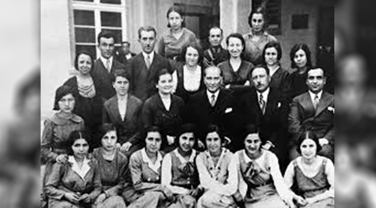  A T A T Ü R K’ Ü A N L A M A K B İ R V E F A B O R C U D U R! 3