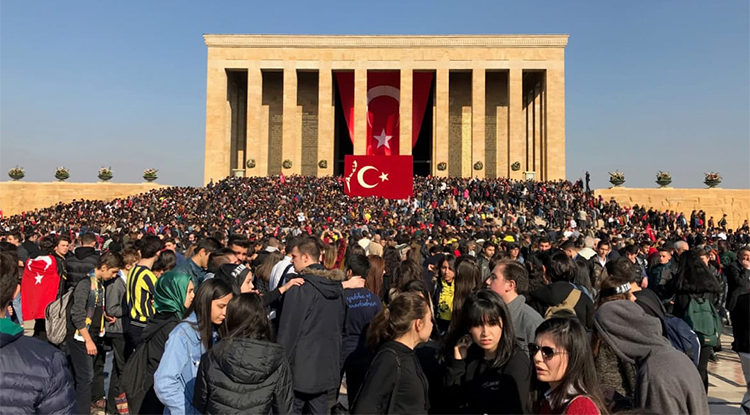  A T A T Ü R K’ Ü A N L A M A K B İ R V E F A B O R C U D U R!