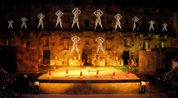 “ Anadolu Ateşi” Aspendos Antik Tiyatrosunda Sanatseverlerle Buluştu