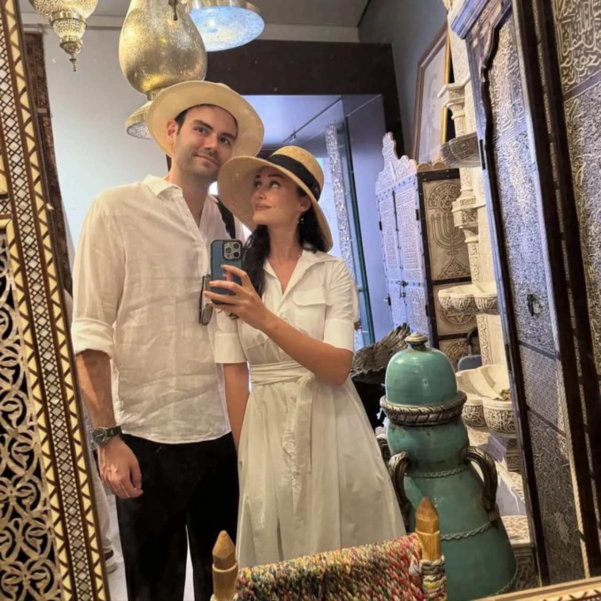 Esra Bilgiç Ve Sevgilisi Faruk Sabancı Fas’a Tatile Gitti1