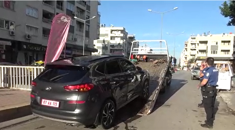 Muratpaşa Kaymakamı İhsan Kara, Trafik Kazası Geçirdi