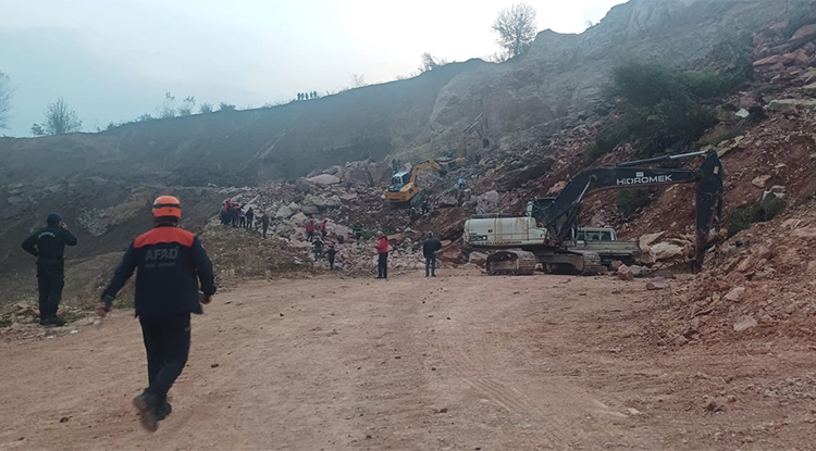 Ordu’da Taş Ocağında Göçük Meydana Geldi 2 Işçi Göçük Altında Kaldı 1