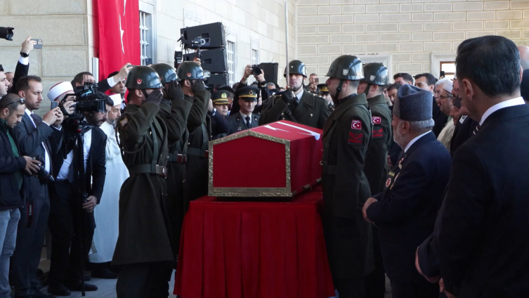 Şehit Hava Pilot Yarbay Gökhan Korkmaz Son Yolculuğuna Uğurlandı1