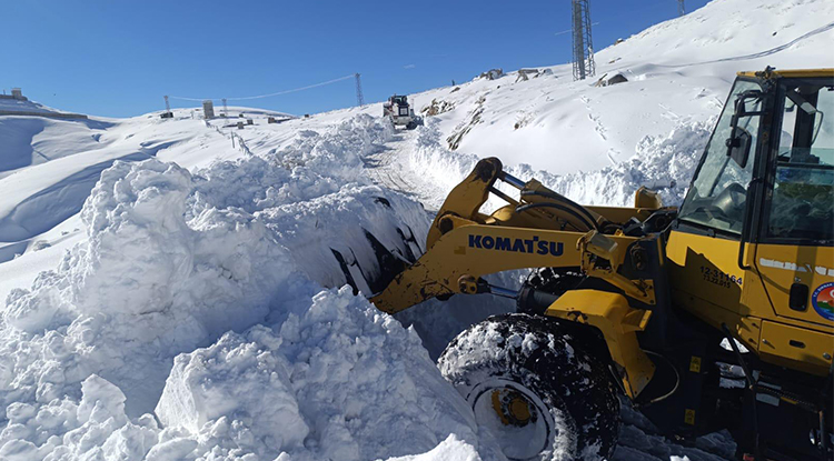 Şırnak Beyaza Büründü Kar Kalınlığı 1 Metreyi Aştı 2
