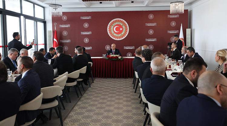 T B M M Başkanı Kurtulmuş’tan Terörsüz Türkiye Vurgusu Demirden Korkan Trene Binmesin 4