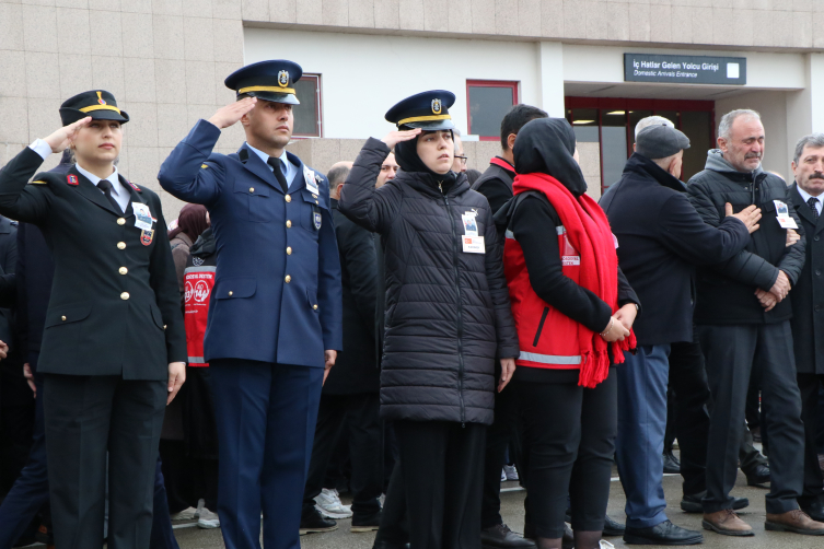 Türkiye Şehitlerini Uğurluyor1