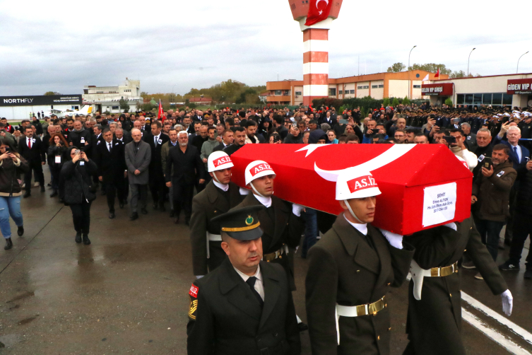 Türkiye Şehitlerini Uğurluyor2