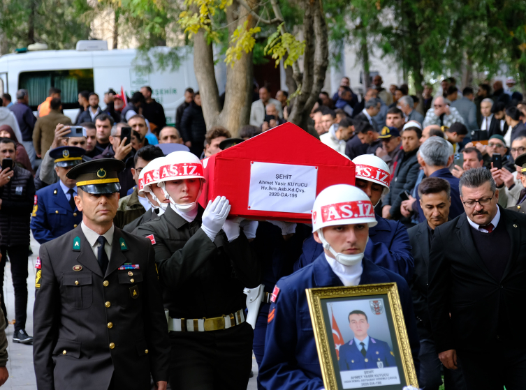 Türkiye Şehitlerini Uğurluyor6