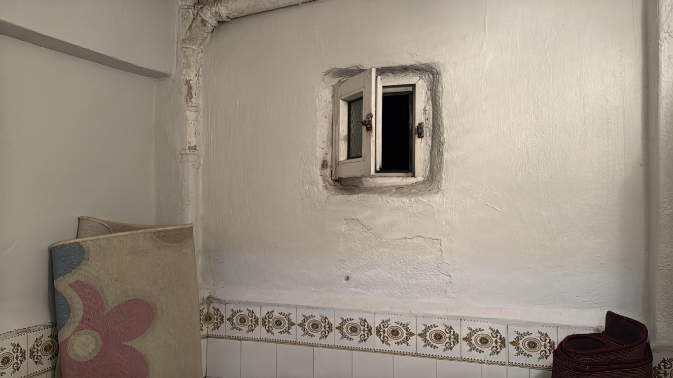 Yeni Doğan Bebeği Boşluğa Attılar (1)