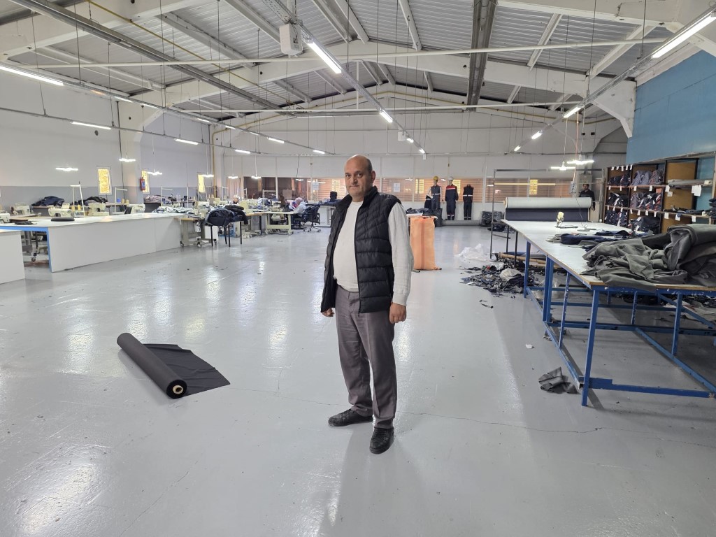 10 Metre Karelik Dükkandan, 1,5 Dönümlük Tesise! (5)