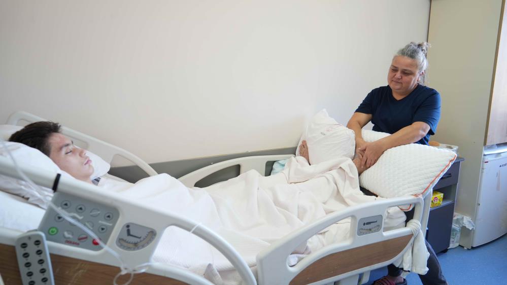 Arkadaşının Acımasızca Darbettiği Murat Yatağa Mahkum Edildi2