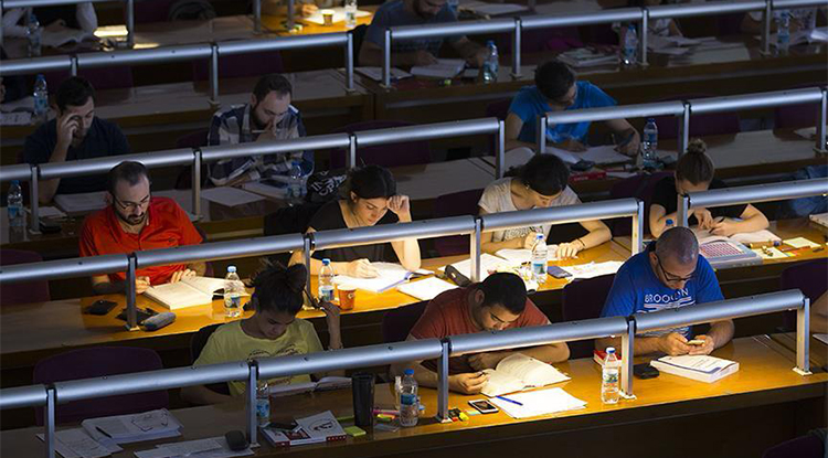 Bakan Ersoy Duyurdu Kütüphanelerde Yıl Sonu Kullanıcı Hedefi 39 Milyonun Üzerinde 4