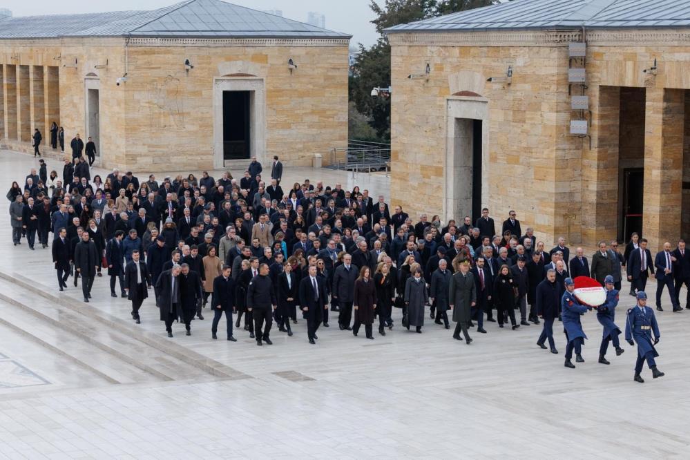 Bakan Fidan, Büyükelçilerle Anıtkabir'i Ziyaret Etti1
