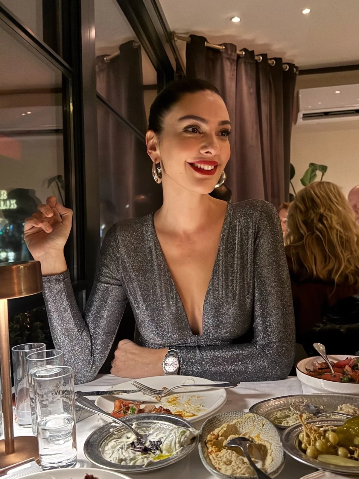 Bergüzar Korel'in Son Pozları Olay Oldu