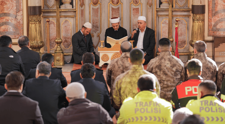 Beşiktaş'ta 2016 Yılındaki Terör Saldırısında Şehit Olanlar Anıldı2