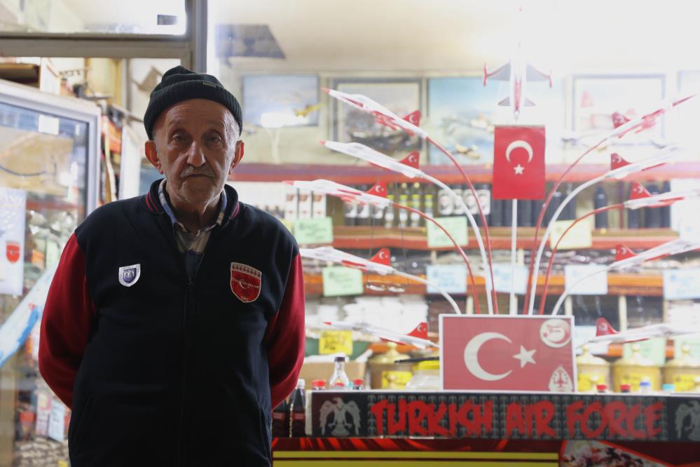 Çocukluk Hayali Pilotluktu, 60 Yıldır 300'E Yakın Uçak Maketi Topladı2