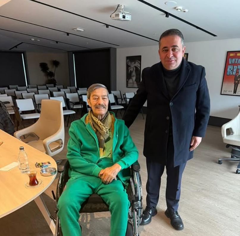 Kadir İnanır’ın Sağlık Durumu Nasıl Son Hali Görenleri Şaşırttı